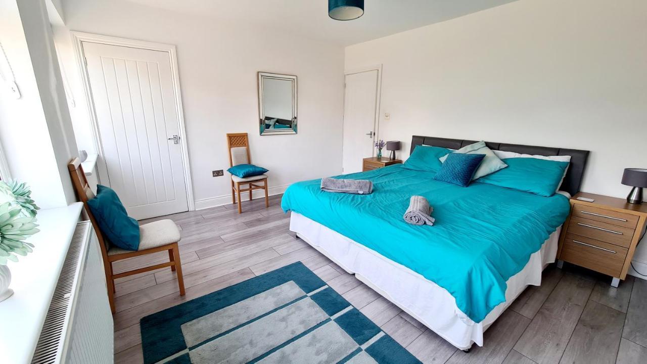 Villa Airport Reach Southend-on-Sea Exterior foto
